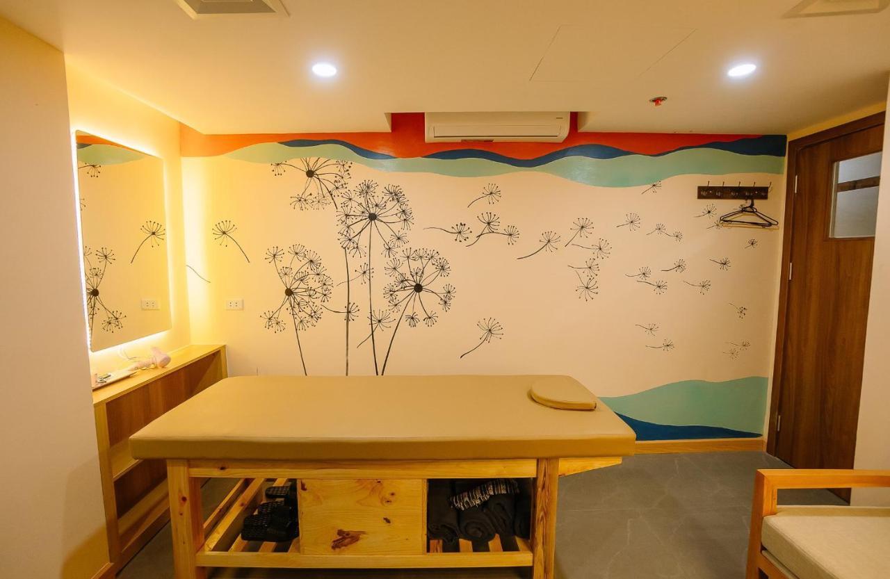 Bao Son International Hotel Hanoi Exterior photo