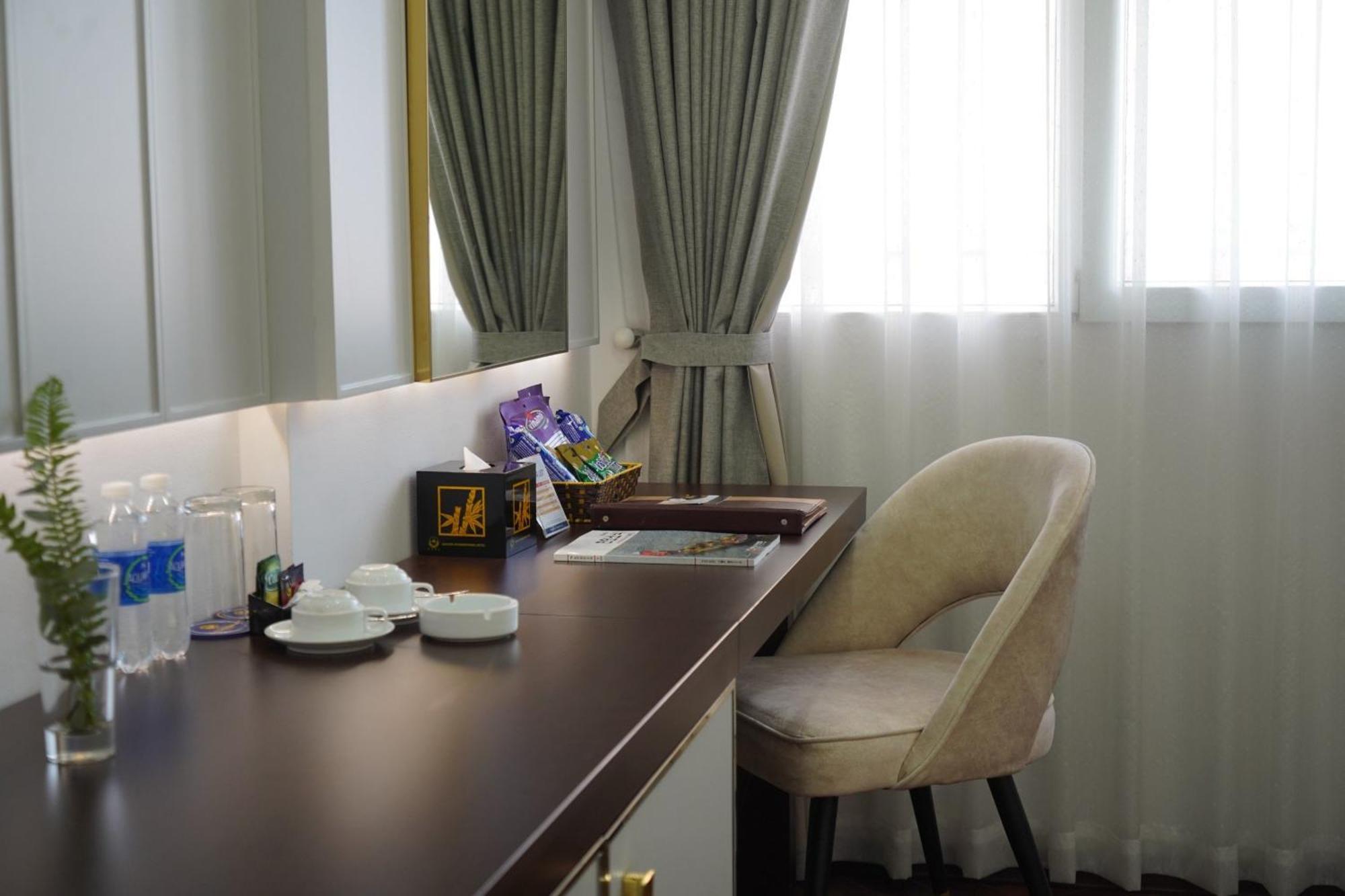 Bao Son International Hotel Hanoi Exterior photo